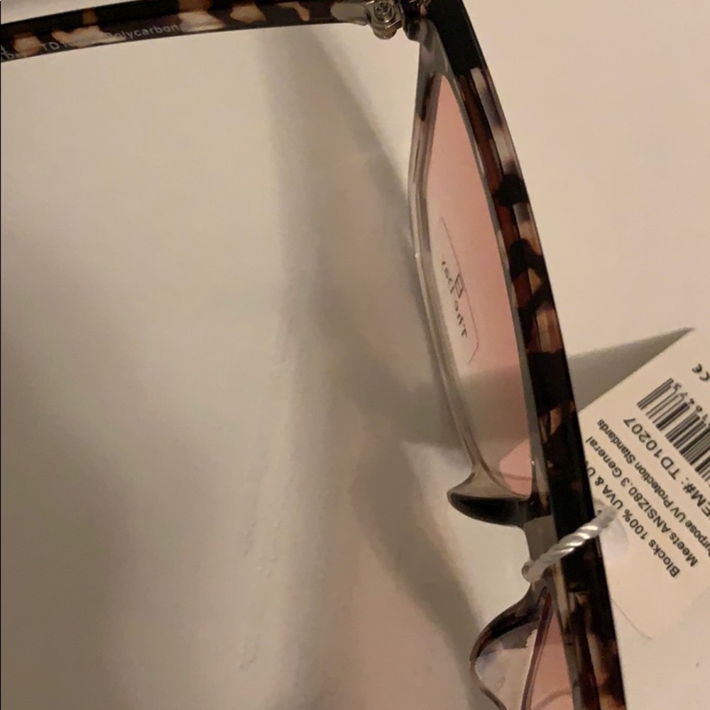 🆕 🆑  SUNGLASSES - Picture 5 of 8